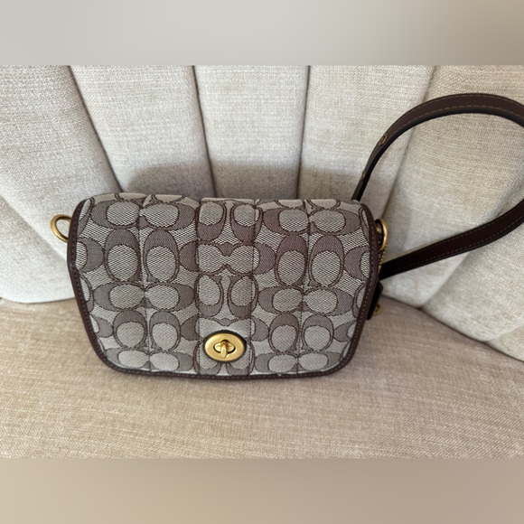 Coach Dinky 18 In Signature Jacquard With Quilting - Picture 13 of 17